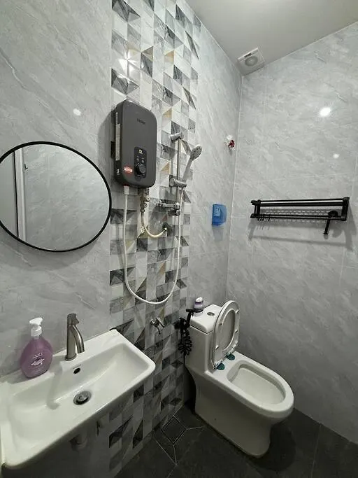 R7 Hotel-Style Room With Bathroom #1Min Walk To Ksl City Mall Johor Bahru Apartment